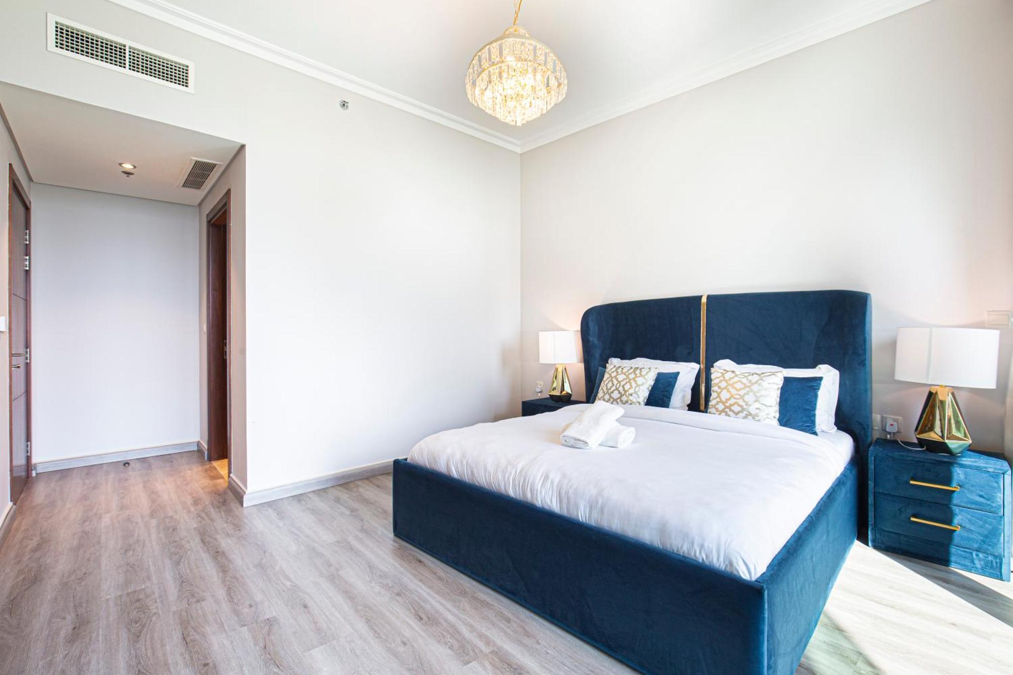 Magnificent 3 Bedroom Luxury With Burj Khalifa View Apartment
