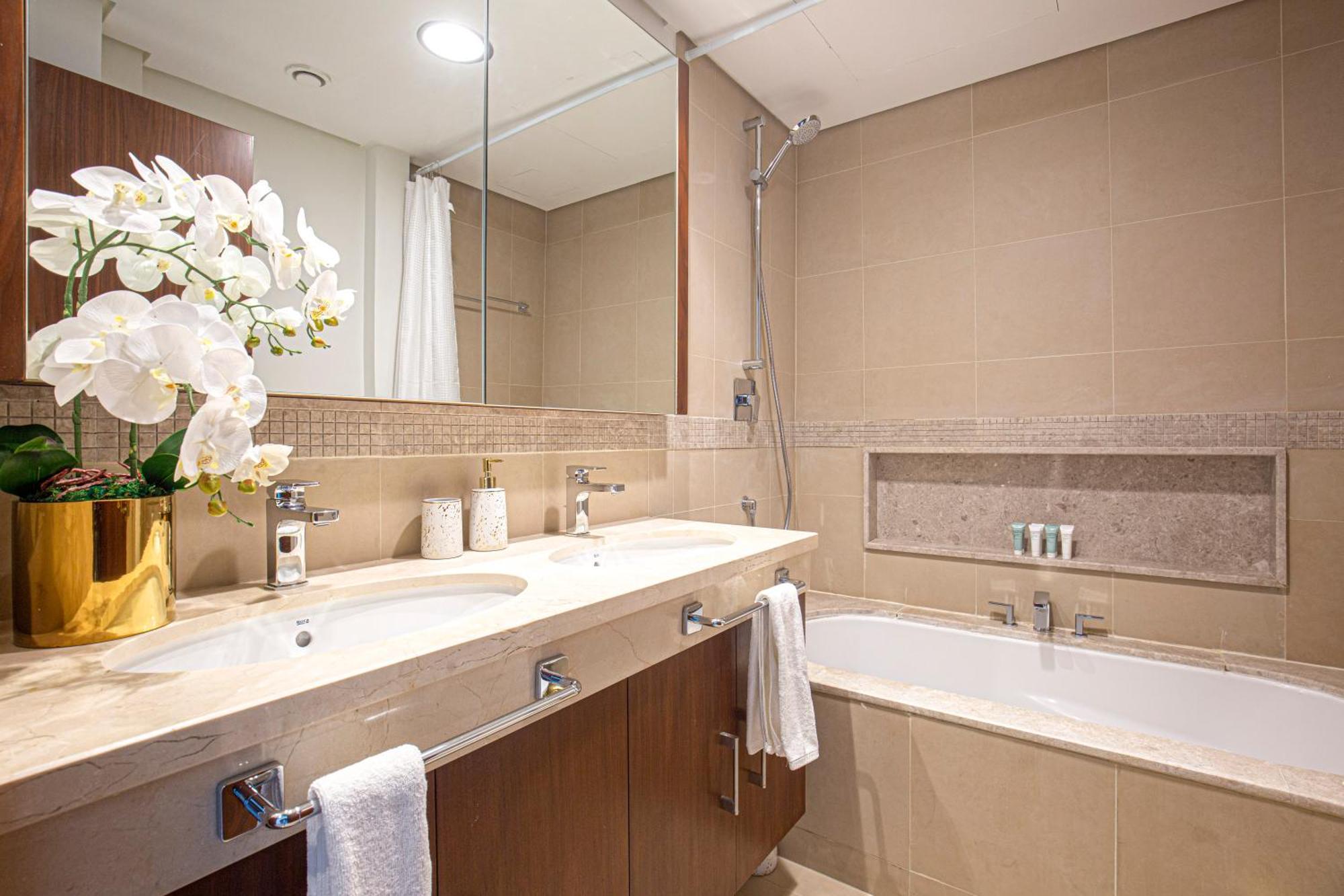 Apartment Magnificent 3 Bedroom Luxury With Burj Khalifa View Dubai