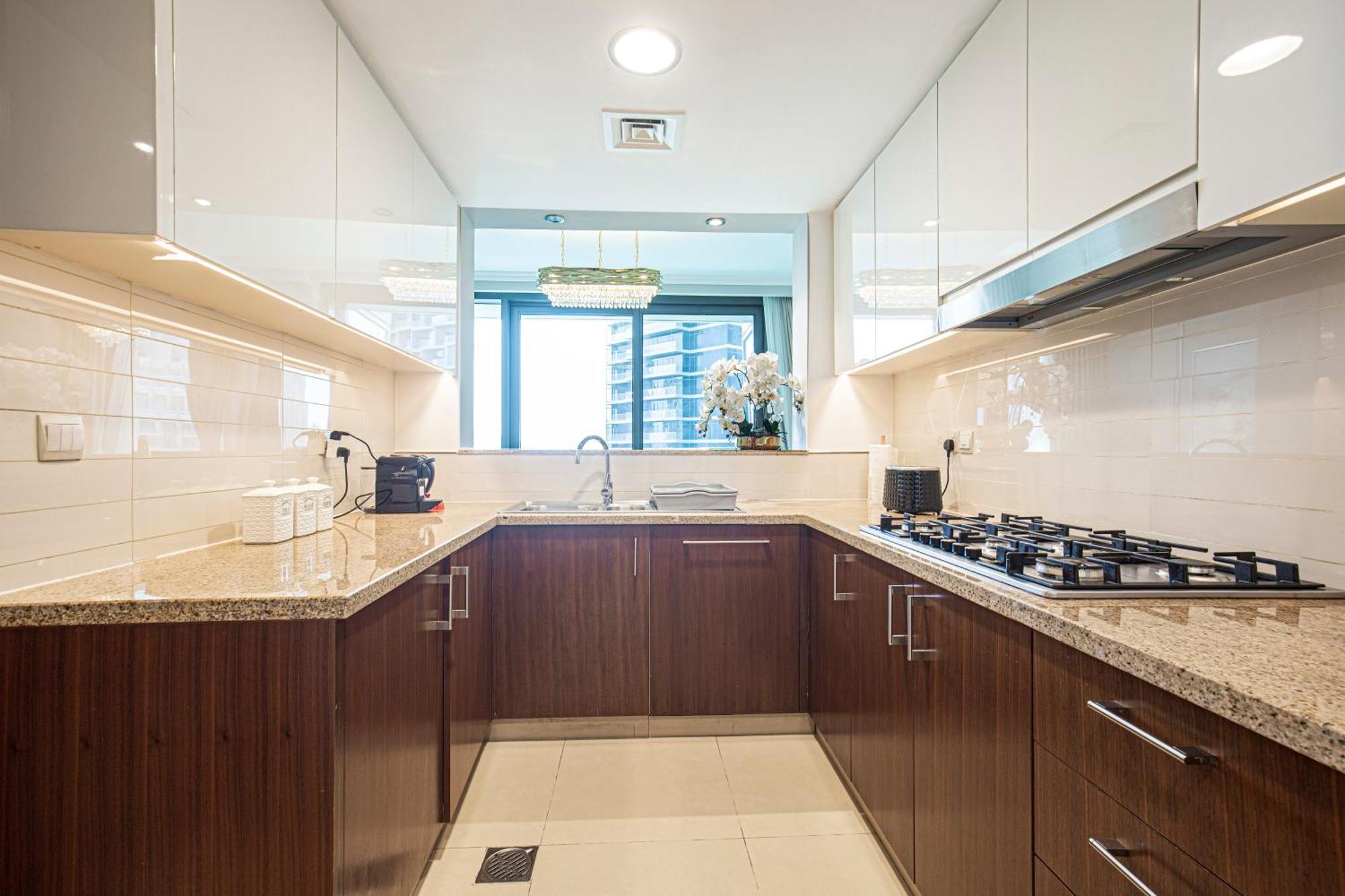 Magnificent 3 Bedroom Luxury With Burj Khalifa View