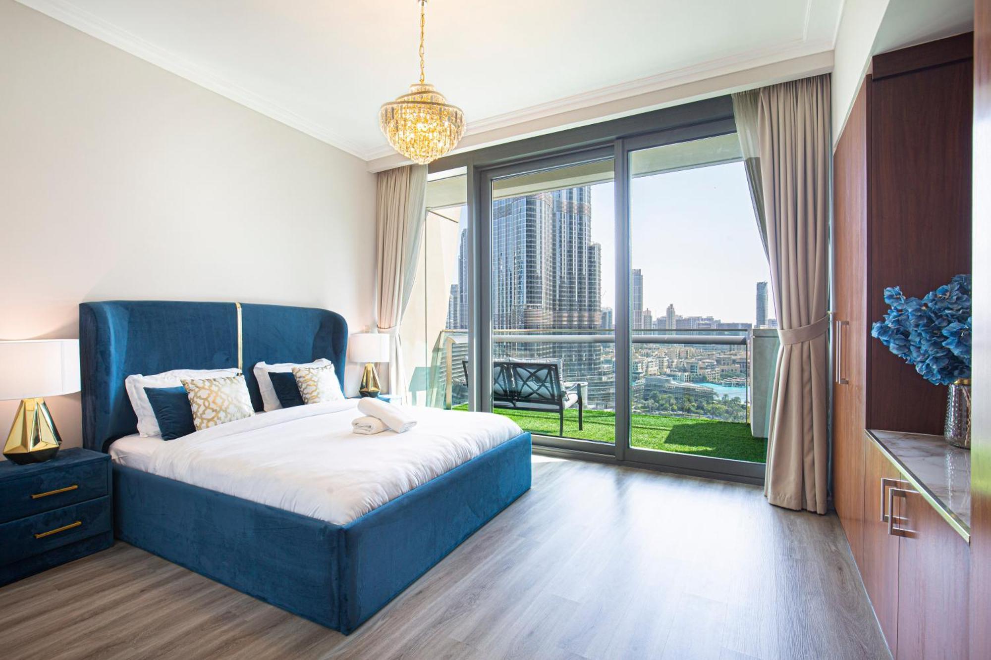 Magnificent 3 Bedroom Luxury With Burj Khalifa View Apartment Dubai