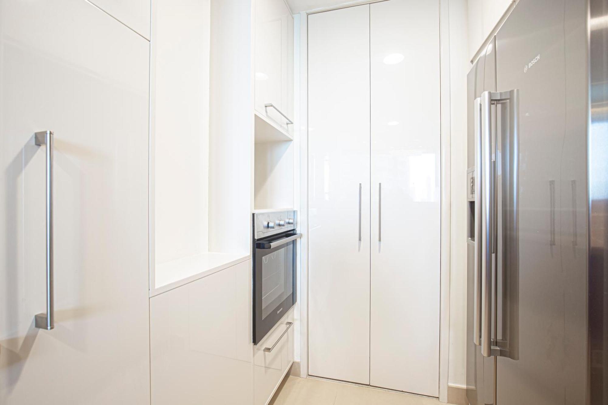 Magnificent 3 Bedroom Luxury With Burj Khalifa View Apartment Dubai