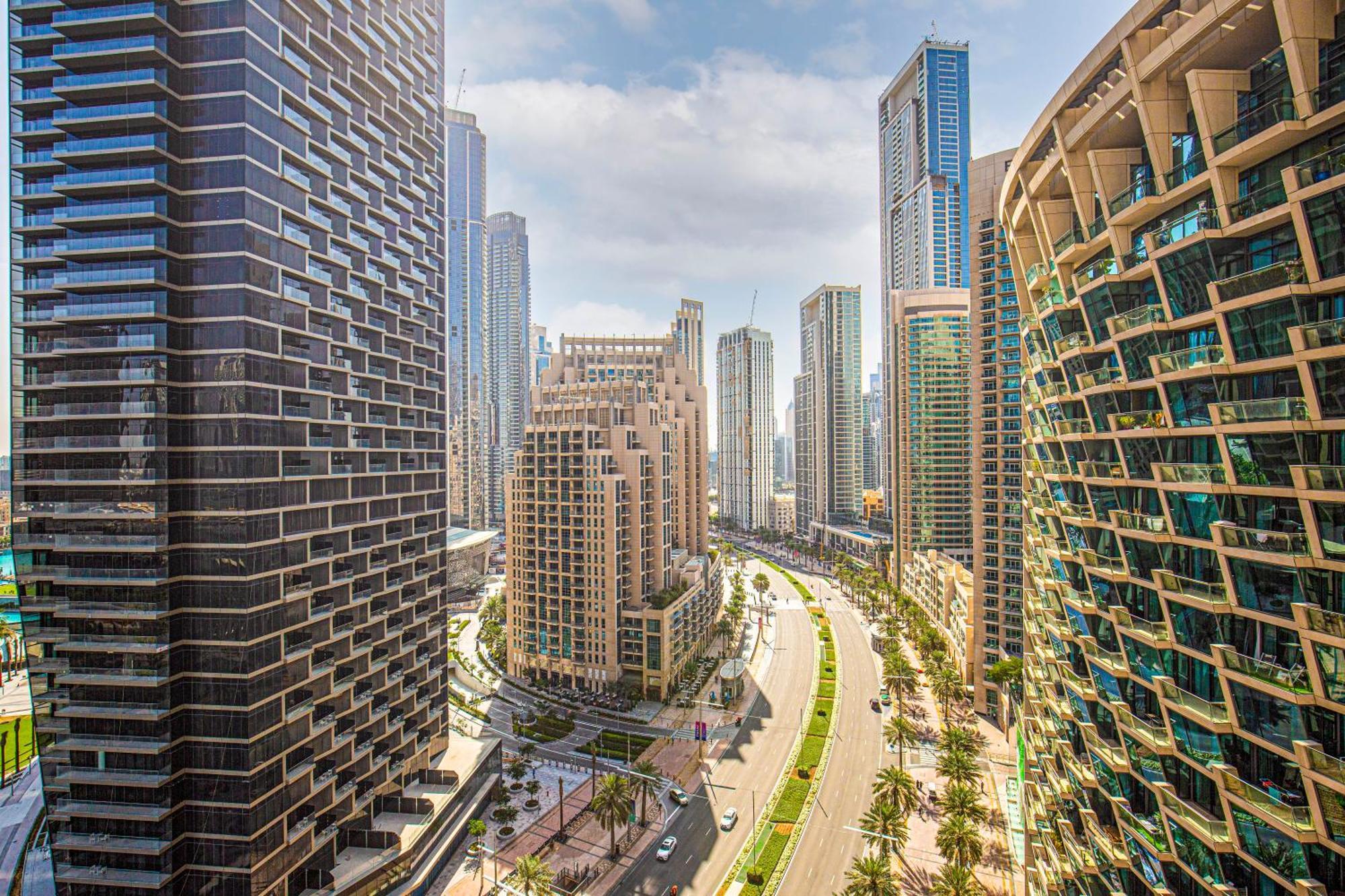 Magnificent 3 Bedroom Luxury With Burj Khalifa View Apartment Dubai