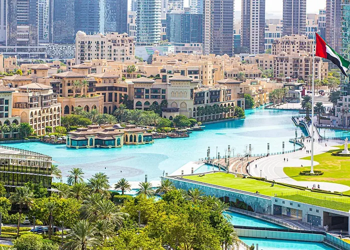 Magnificent 3 Bedroom Luxury Apartment With Burj Khalifa View