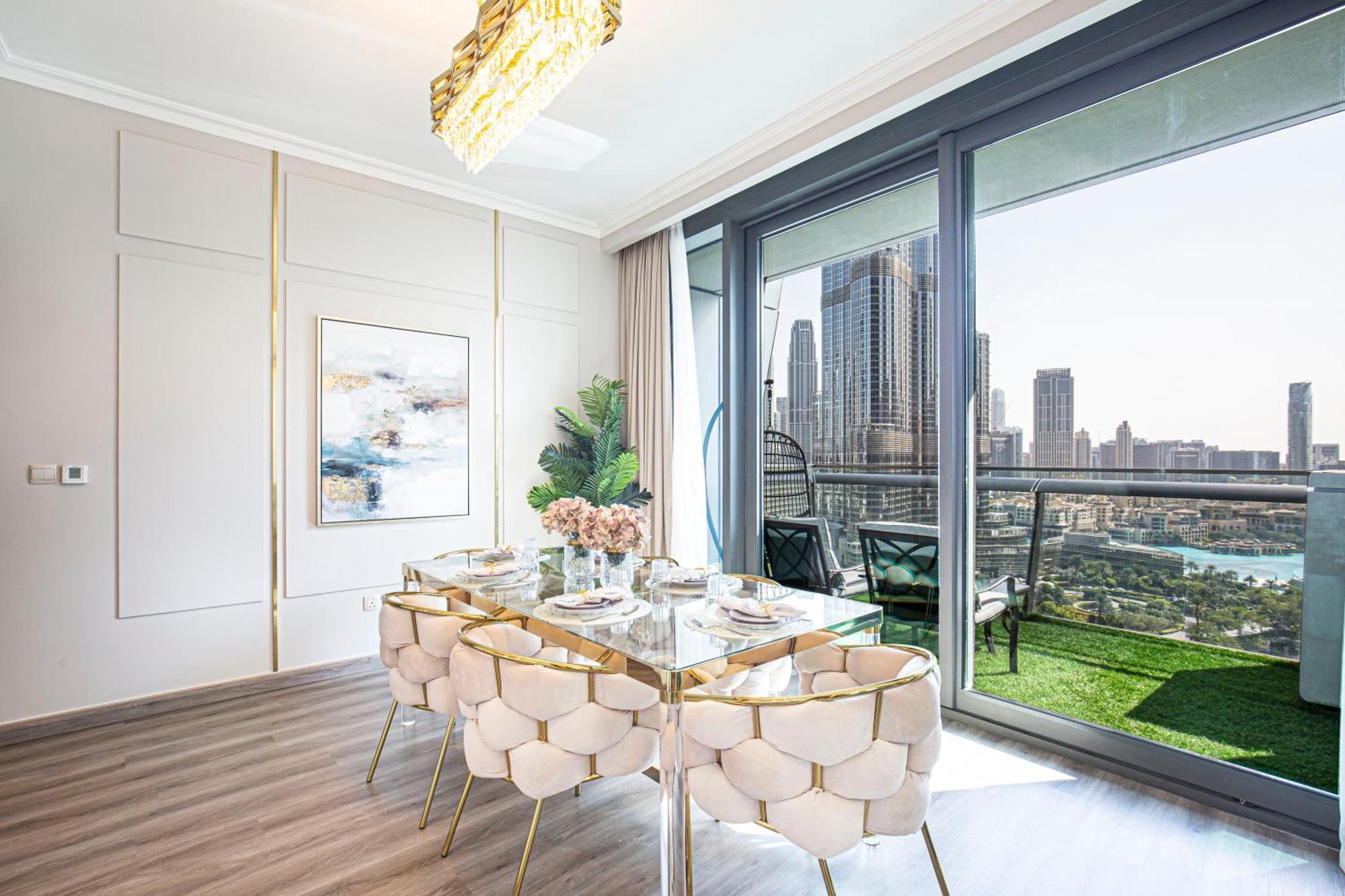 Magnificent 3 Bedroom Luxury With Burj Khalifa View Апартаменты