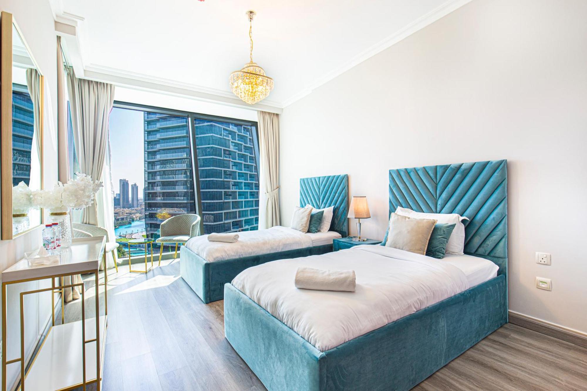 Апартаменты Magnificent 3 Bedroom Luxury With Burj Khalifa View